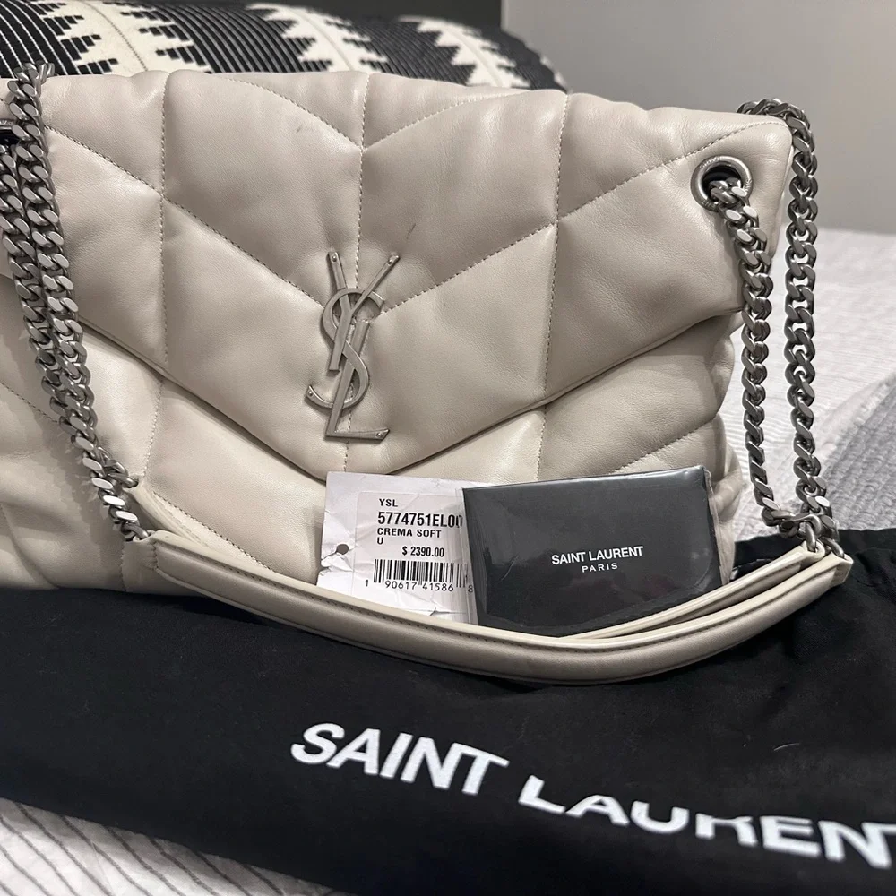 Saint Laurent Cream Quilted Chevron Shoulder Bag - Picture 4 of 4